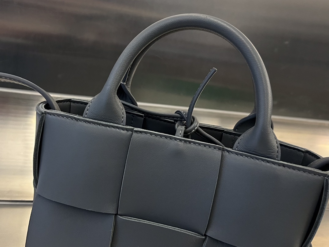 Micro Candy Arco Intreccio Leather Tote Bag Dark Grey